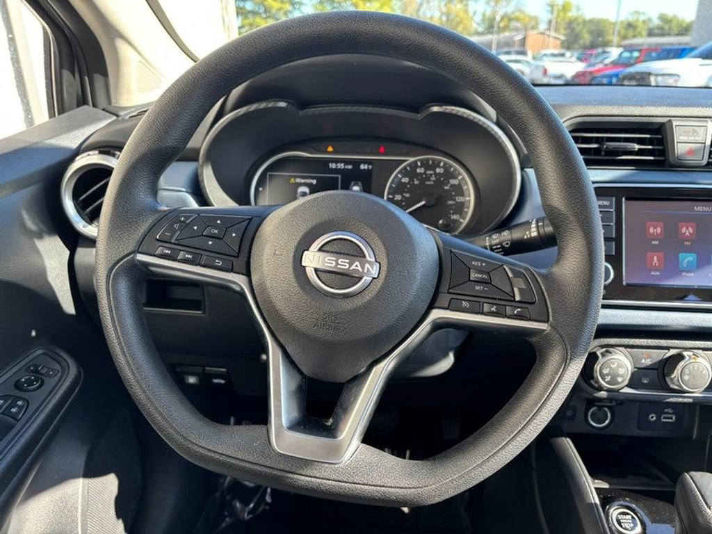 Used 2025 Nissan Versa SV FWD image 16
