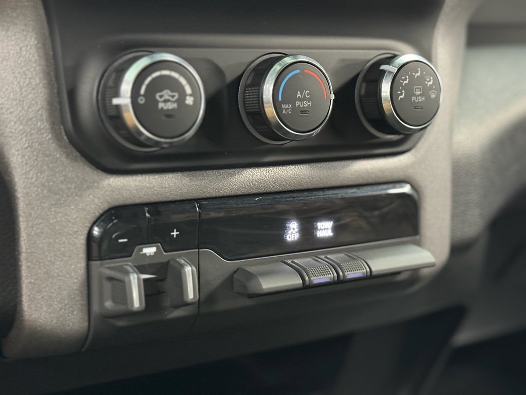 Used 2022 RAM 3500 Tradesman image 23