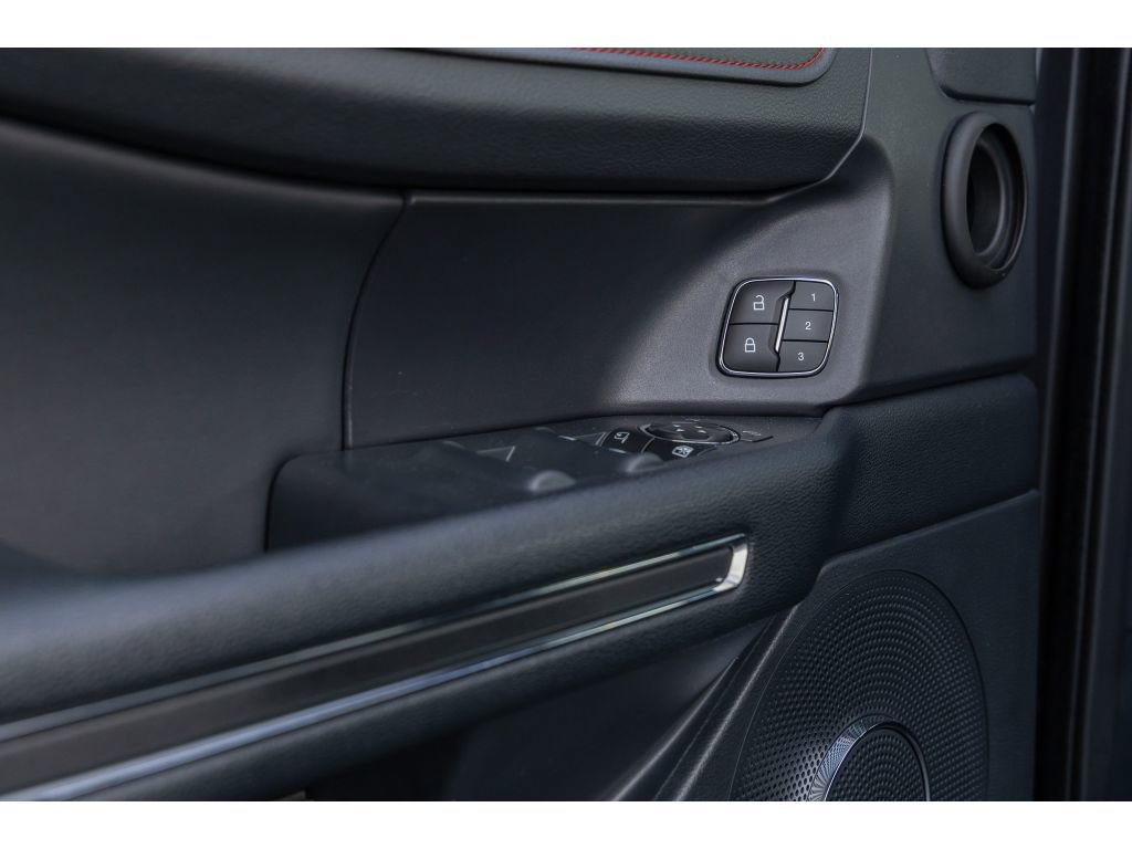 Used 2022 Ford Expedition Max Limited image 21