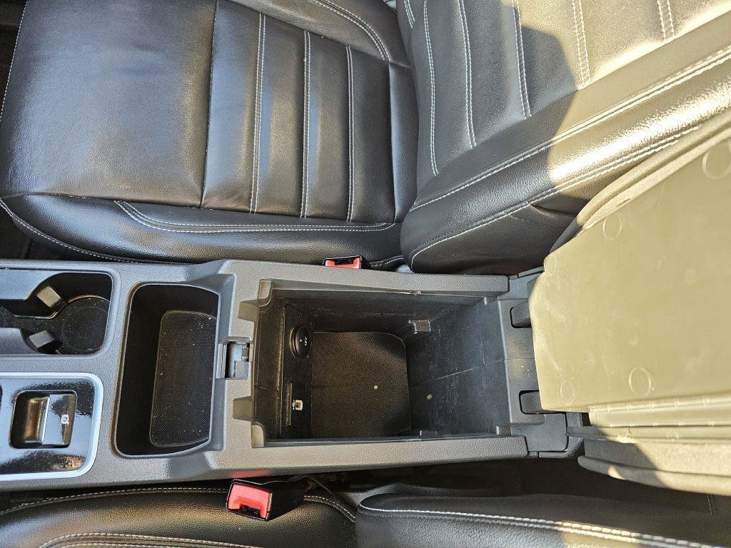 Used 2017 Ford Escape Titanium AWD/4WD image 30