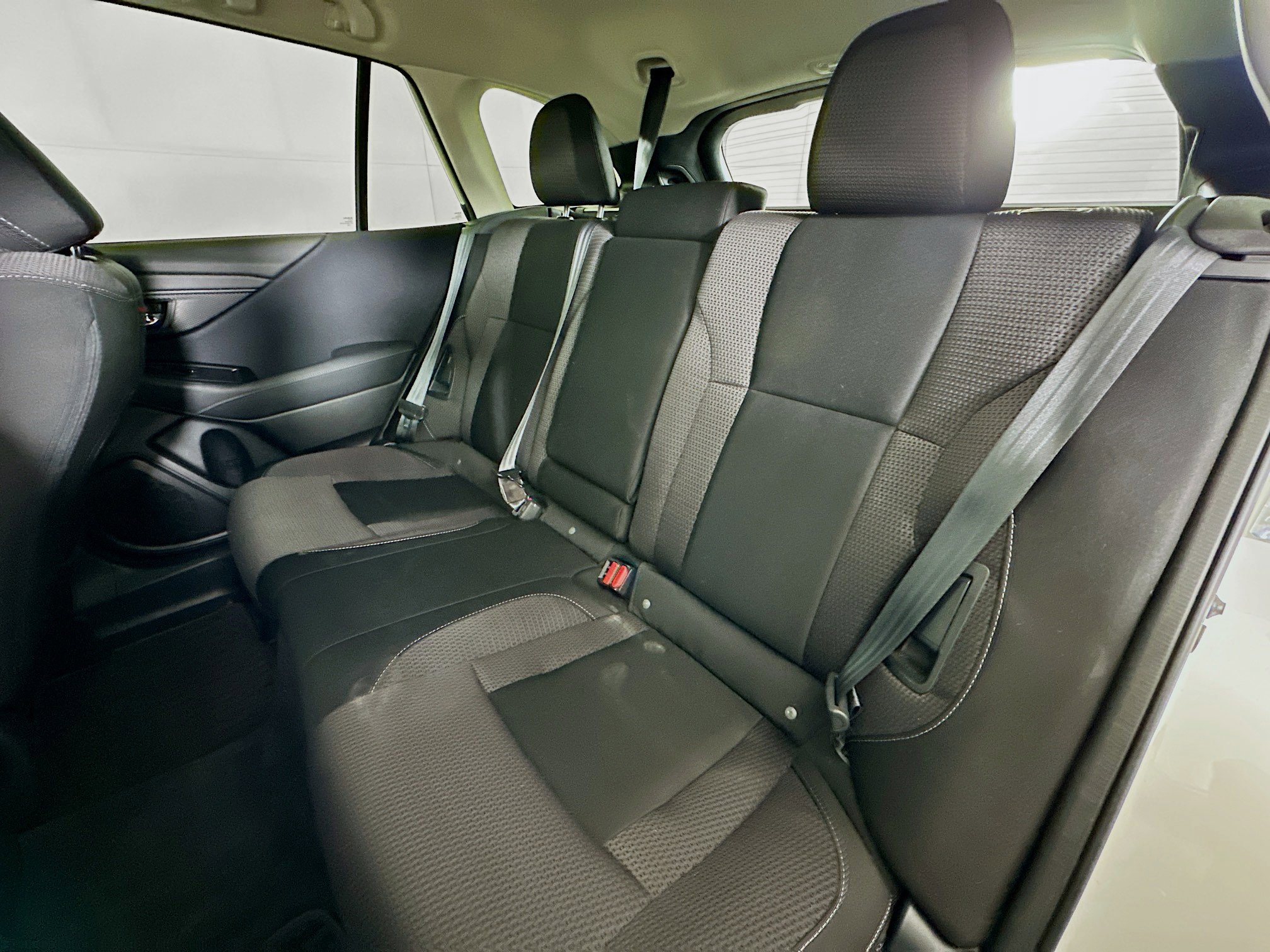 Used 2023 Subaru Outback Premium image 27