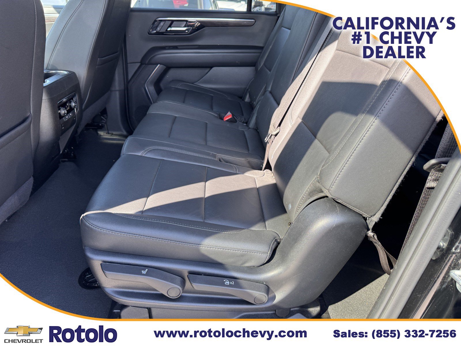 Used 2025 Chevrolet Suburban LT AWD/4WD image 13