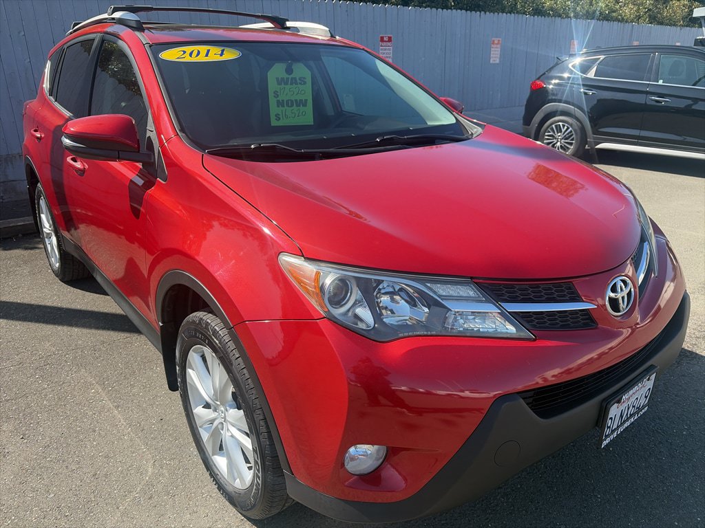 Used 2014 Toyota RAV4 Limited AWD/4WD image 24