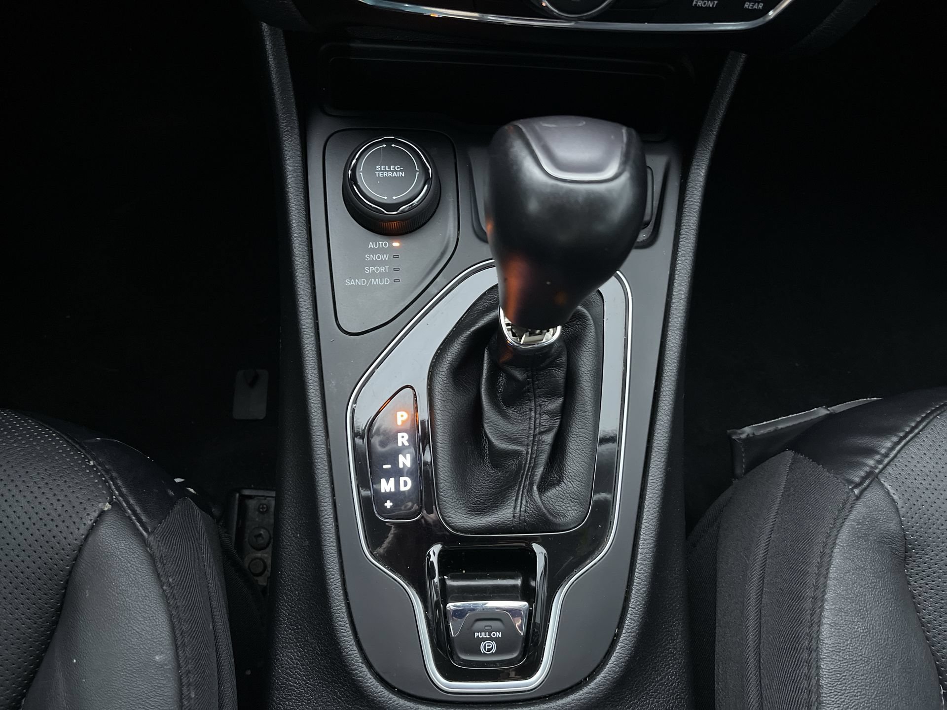 Used 2020 Jeep Cherokee Limited AWD/4WD image 21