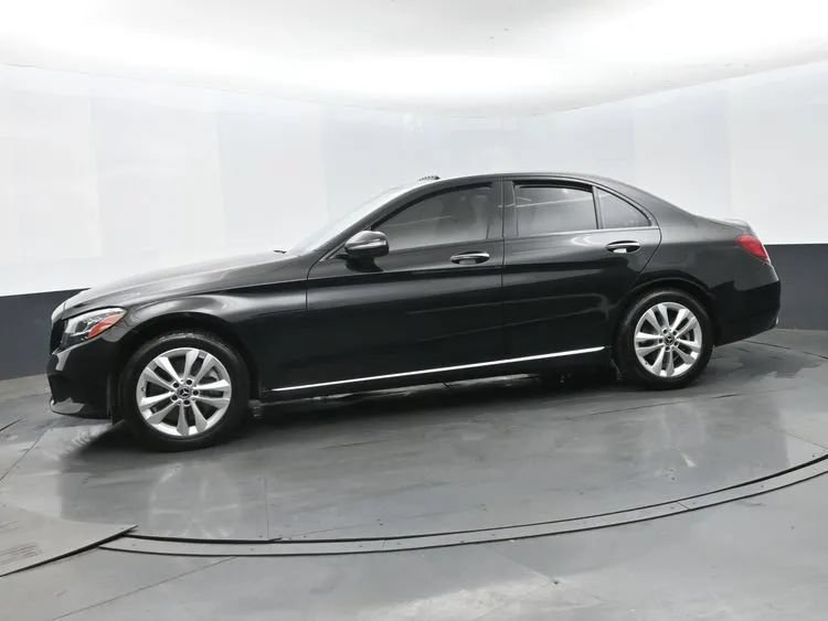 Used 2019 Mercedes-Benz C 300 4MATIC Sedan image 5