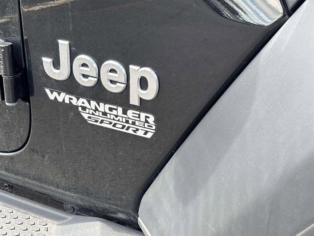 Used 2018 Jeep Wrangler Unlimited Sport S image 32
