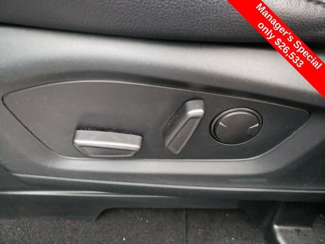 Used 2022 Ford Explorer ST-Line w/ Class IV Trailer Tow Package image 17