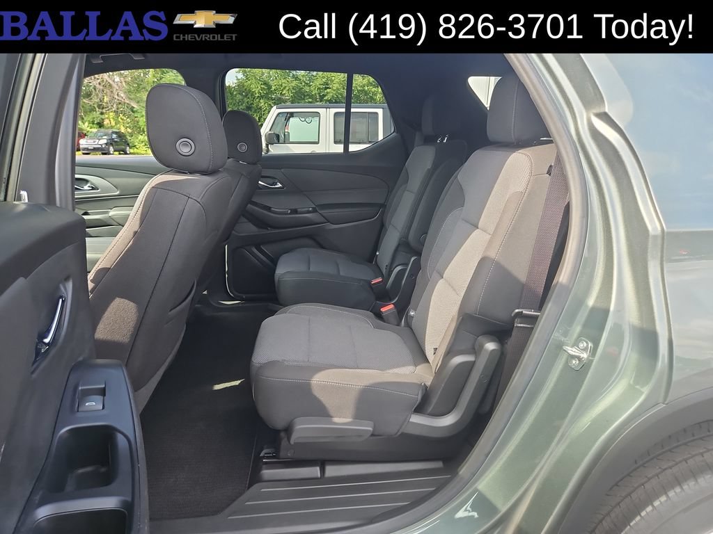Certified 2022 Chevrolet Traverse LT FWD image 24