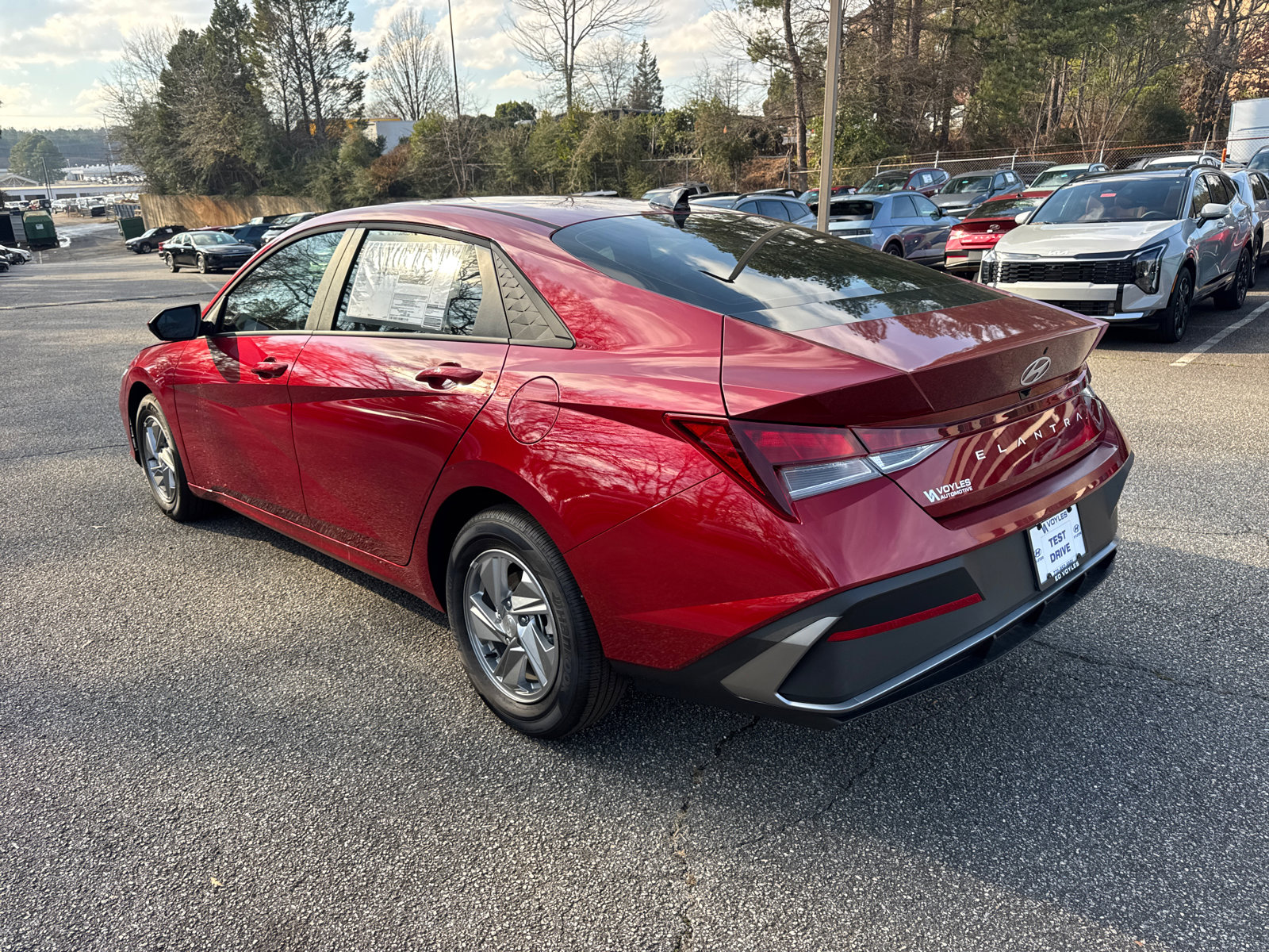 New 2026 Hyundai Elantra SE w/ Cargo Package image 7