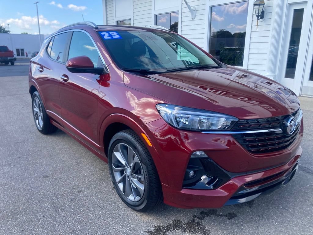 Certified 2023 Buick Encore GX Select w/ Sport Touring Package FWD image 3