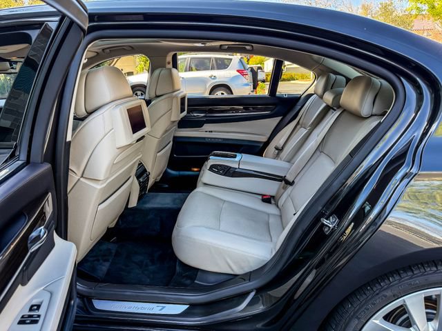 Used 2011 BMW ActiveHybrid 7 Li RWD image 9