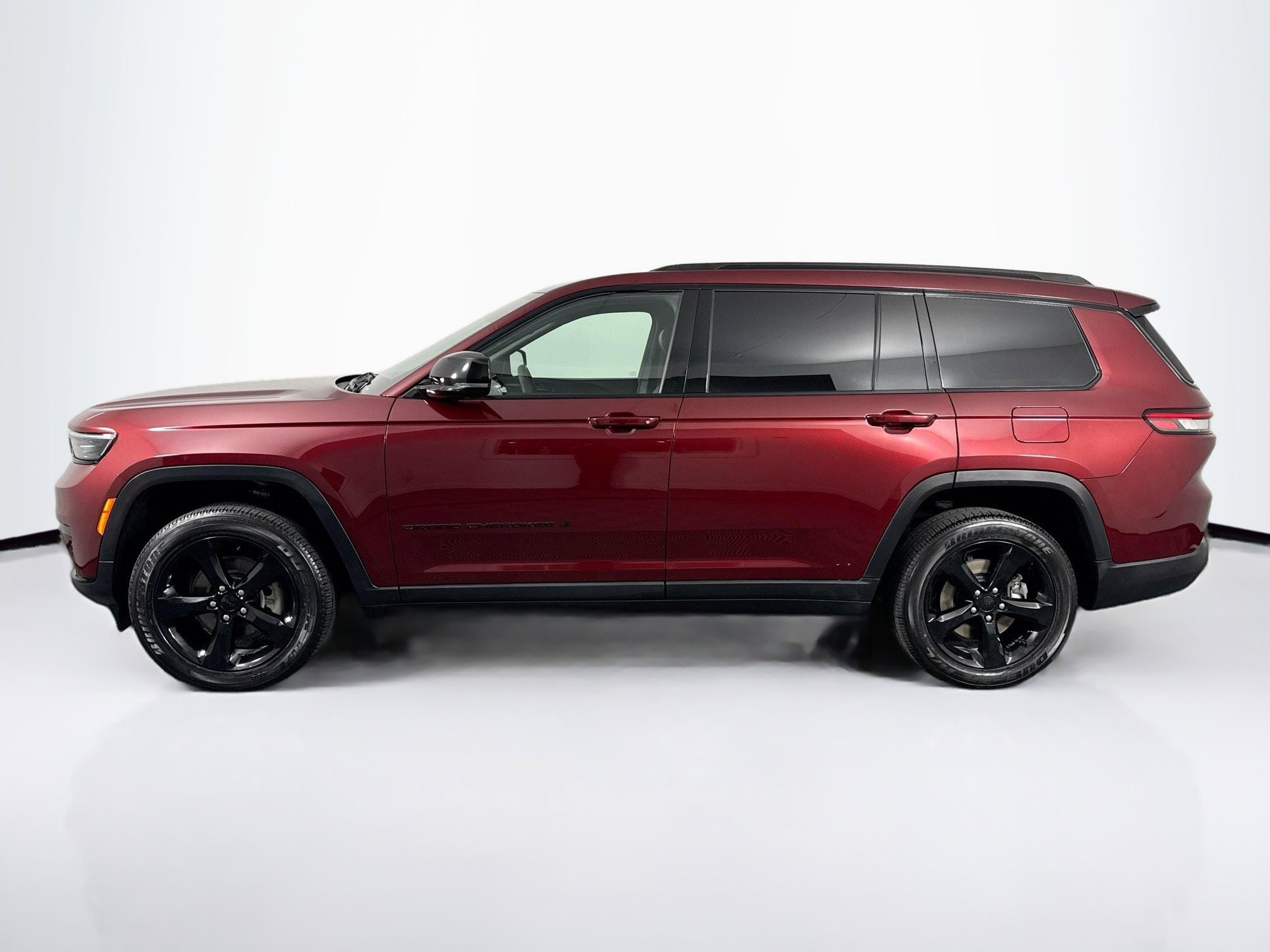 Used 2024 Jeep Grand Cherokee L Altitude AWD/4WD image 7