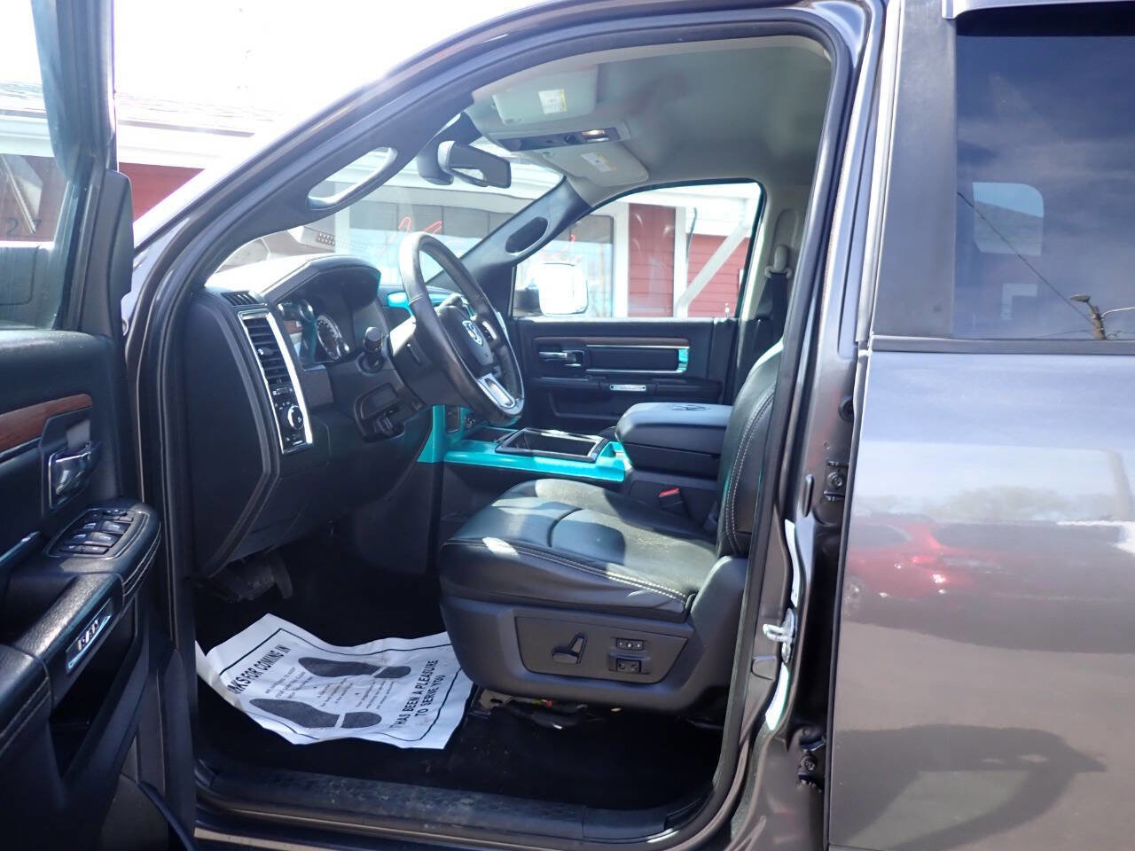 Used 2014 RAM 2500 Laramie w/ Convenience Group AWD/4WD image 7