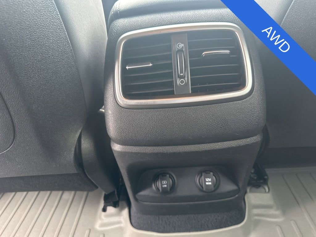 Used 2019 Kia Sorento LX image 32
