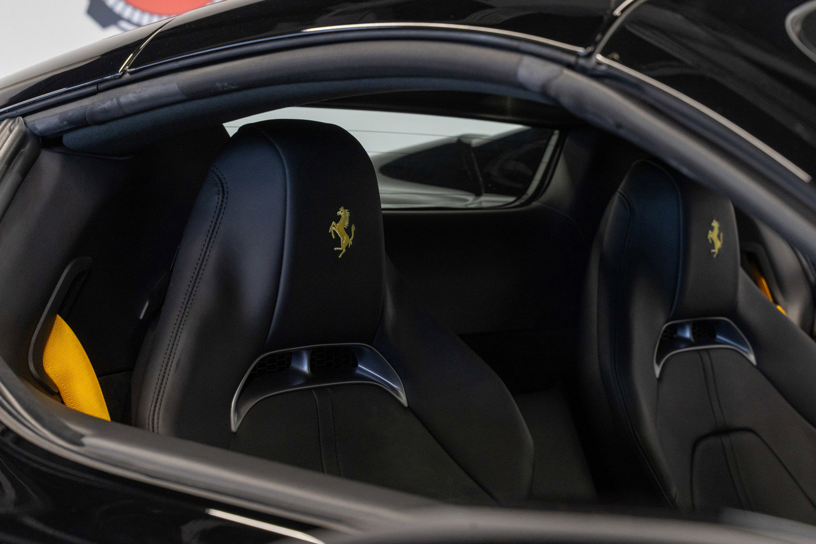 Used 2025 Ferrari SF90 Spider AWD/4WD image 31