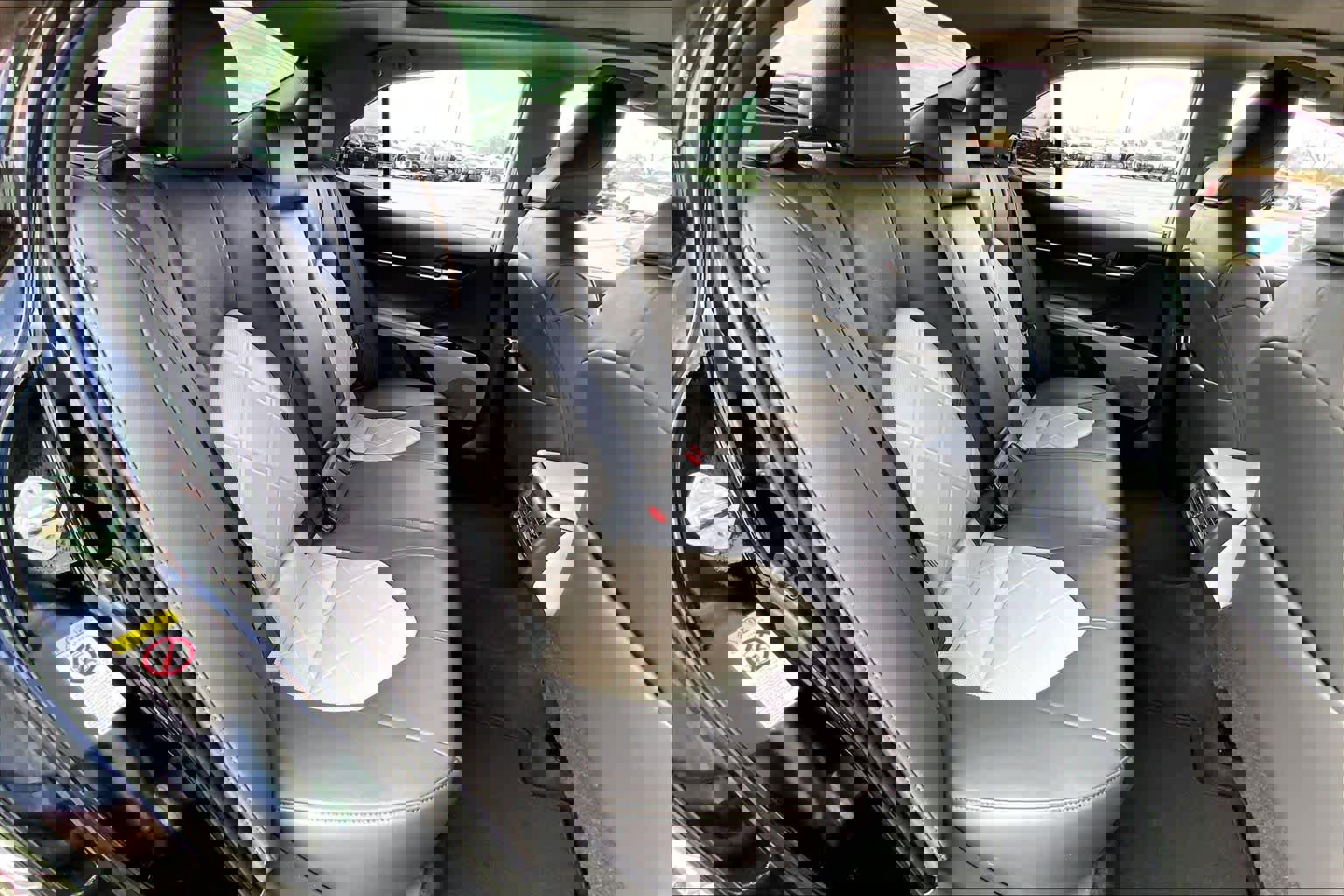 Used 2019 Toyota Camry XLE image 19