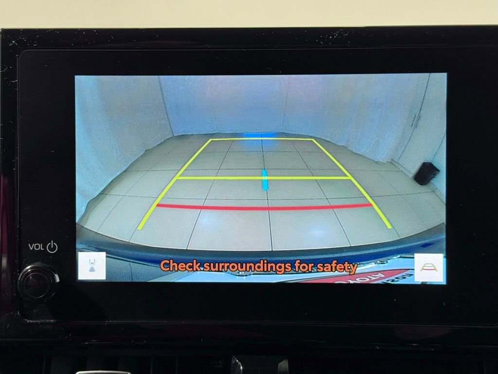 Certified 2025 Toyota Corolla Cross XLE image 27