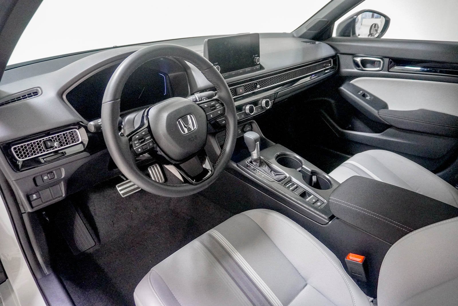 New 2026 Honda Civic Sport image 17