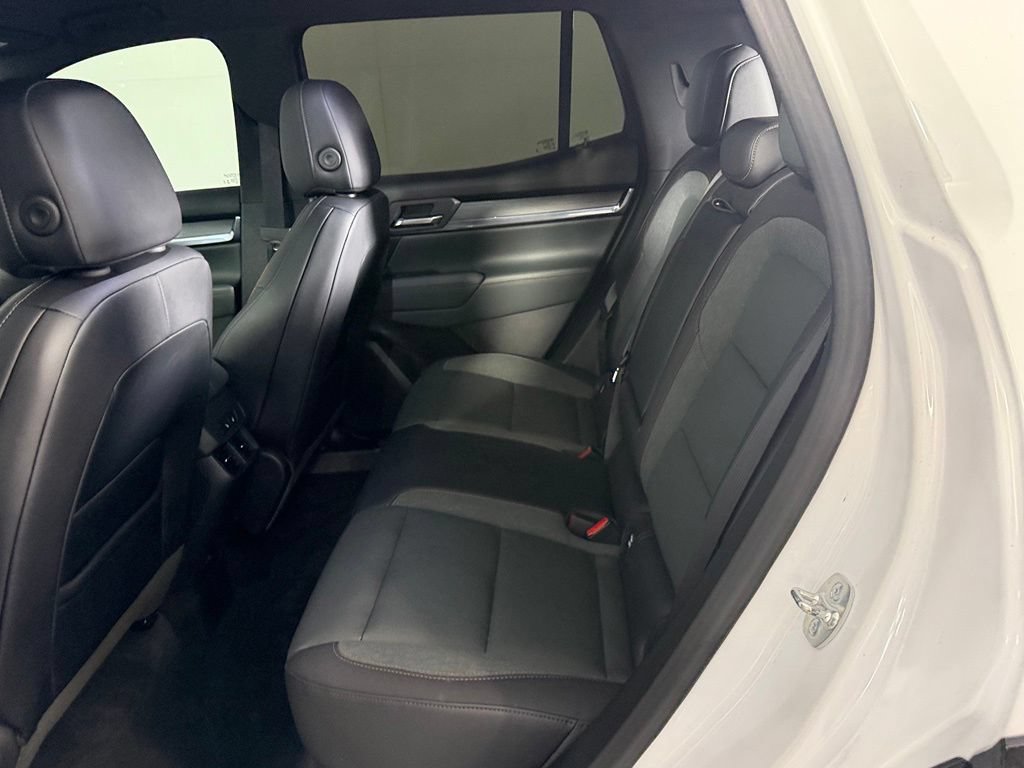 Used 2026 GMC Terrain AT4 w/ Convenience Package III AWD/4WD image 25