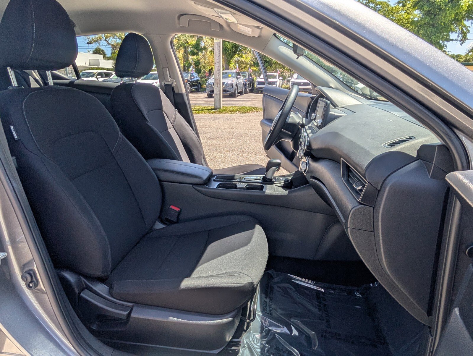 Certified 2024 Nissan Sentra S image 17