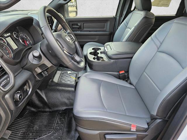 New 2025 RAM 3500 Tradesman w/ Chrome Appearance Group AWD/4WD image 13