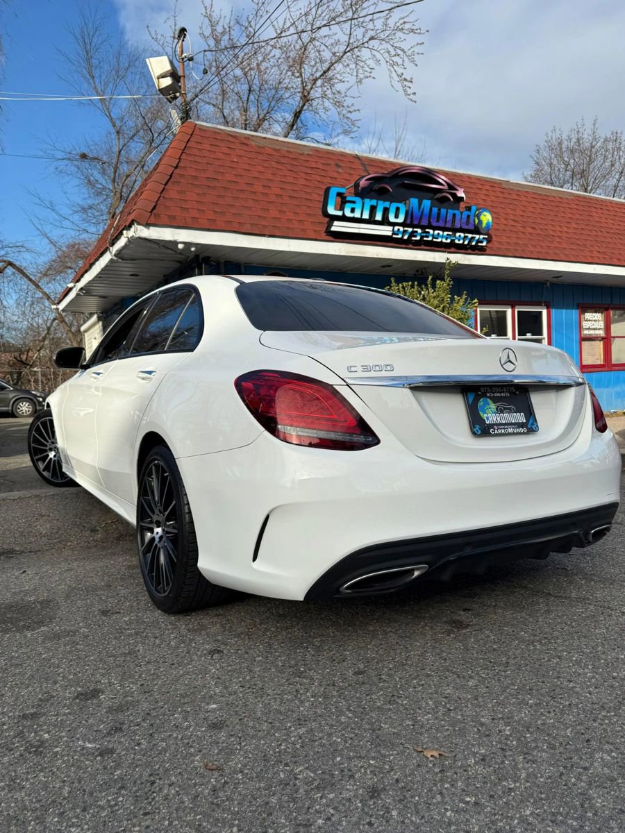 Used 2019 Mercedes-Benz C 300 Sedan image 4