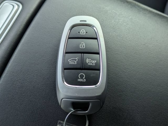 Used 2023 Hyundai Santa Fe SEL w/ Premium Package FWD image 34