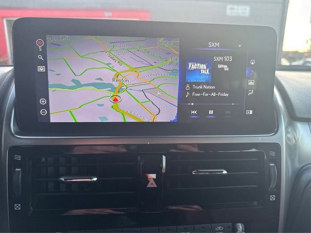 Used 2022 Lexus GX 460 Premium w/ Accessory Package image 14