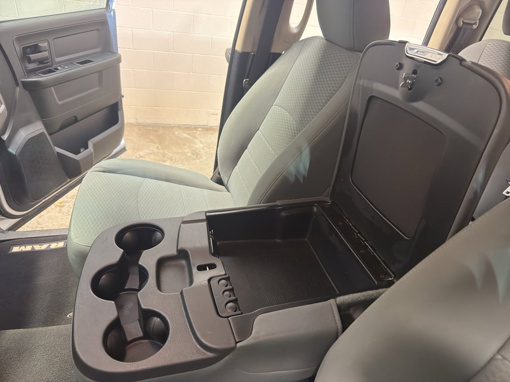 Used 2016 RAM 1500 Express image 19