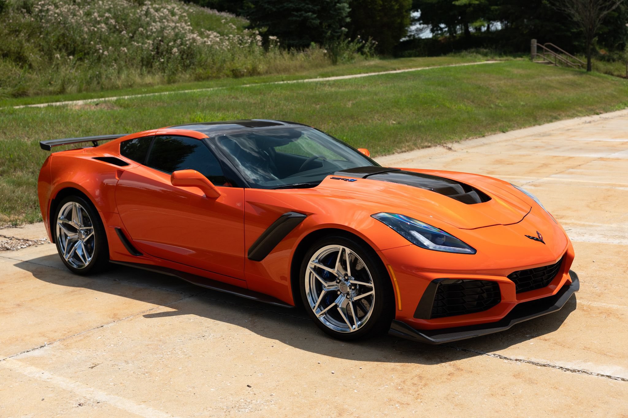 Used 2019 Chevrolet Corvette ZR1 RWD image 17