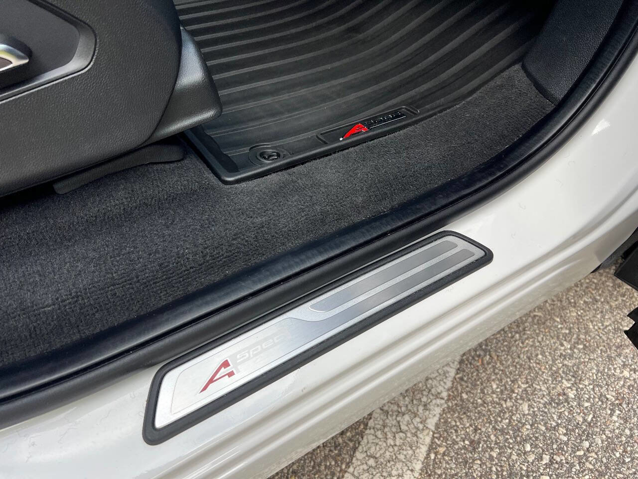 Used 2024 Acura MDX A-Spec image 28