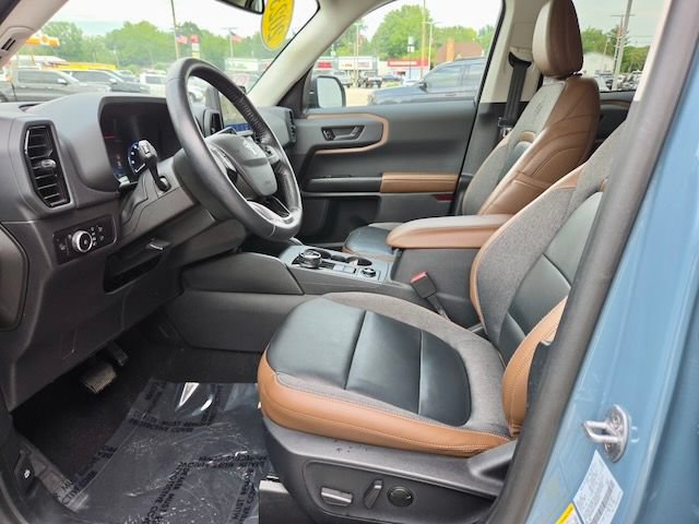 Used 2023 Ford Bronco Sport Outer Banks w/ Tech Package AWD/4WD image 12