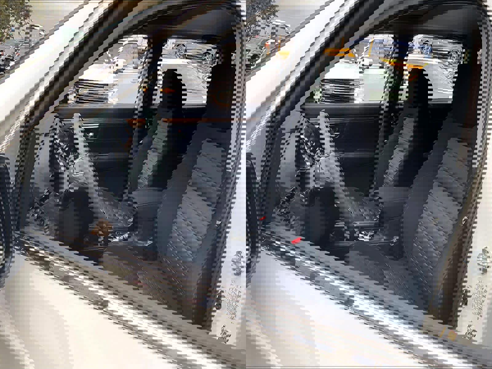 Used 2018 Honda CR-V EX image 25