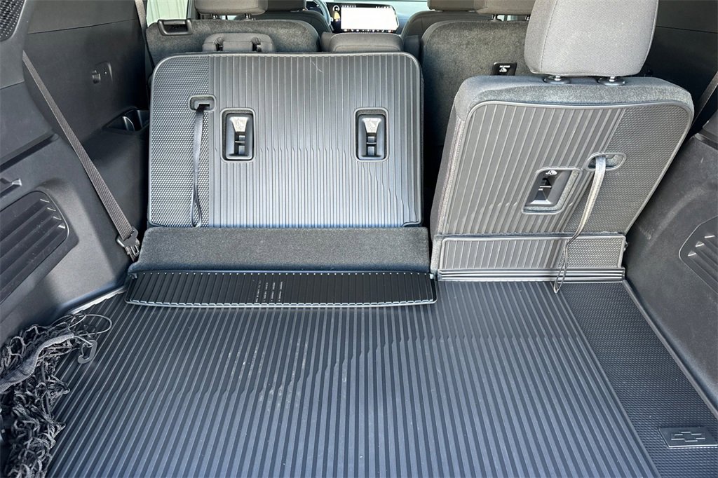 New 2026 Chevrolet Traverse LT w/ LPO, Floor Liner Package image 17