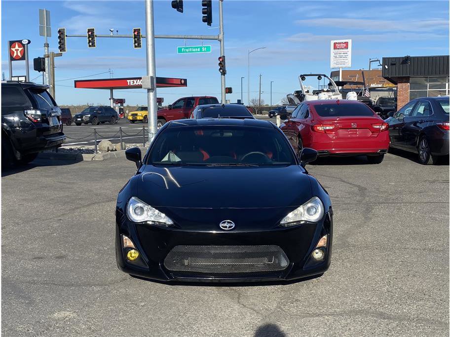 Used 2013 Scion FR-S image 2