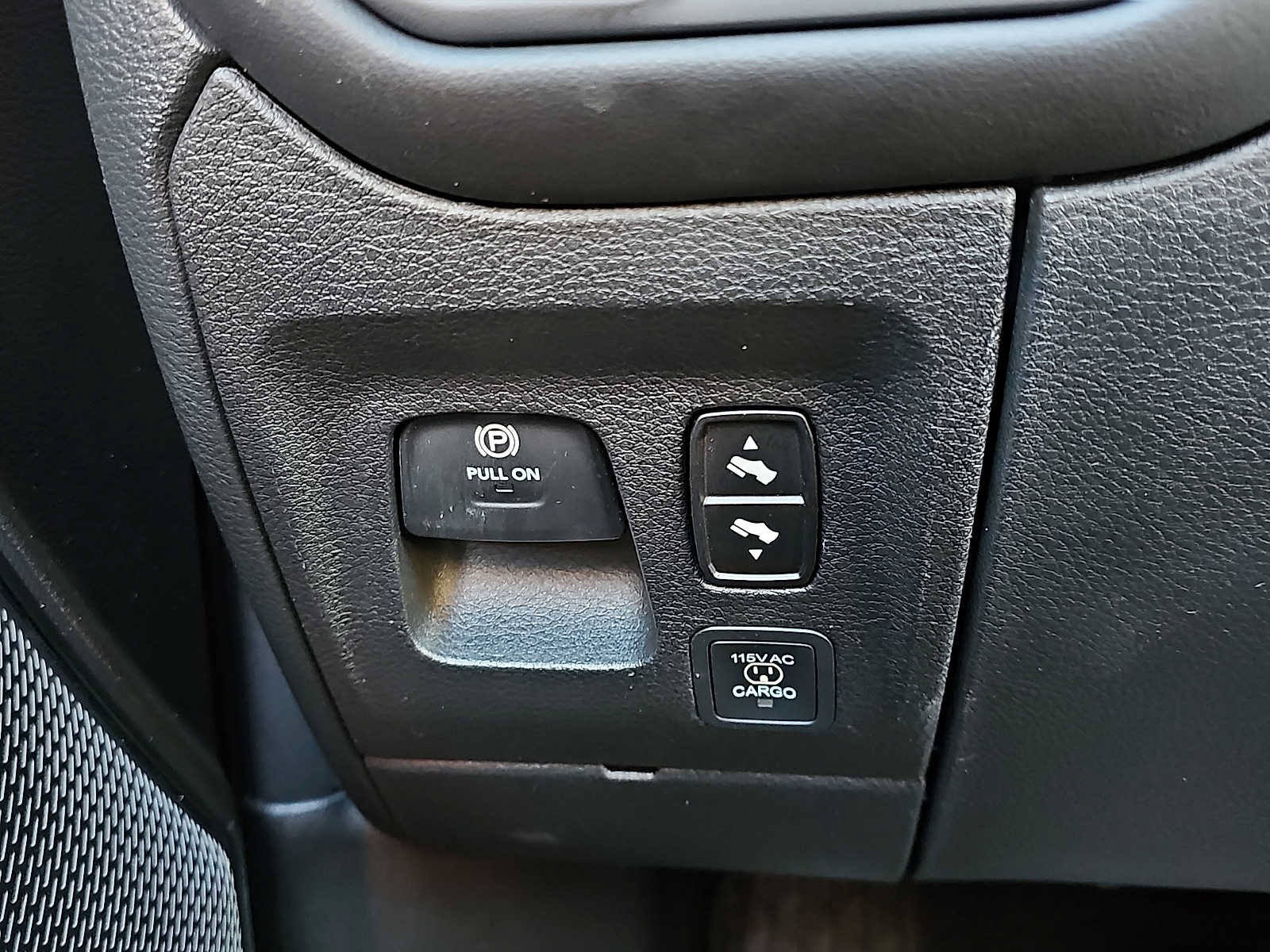 New 2027 RAM 1500 4x4 Crew Cab image 19