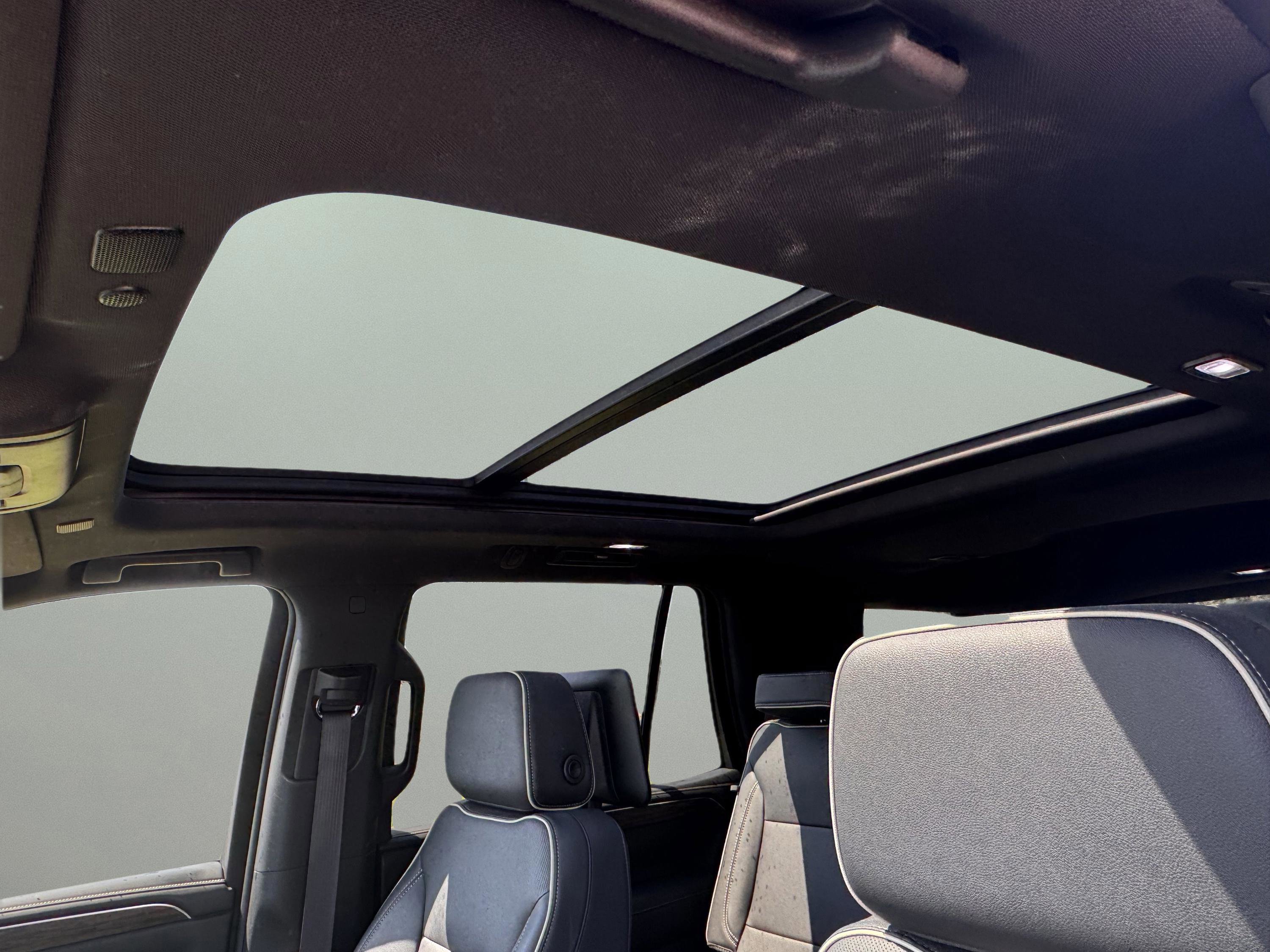 Used 2023 Chevrolet Tahoe Premier w/ Advanced Technology Package image 20