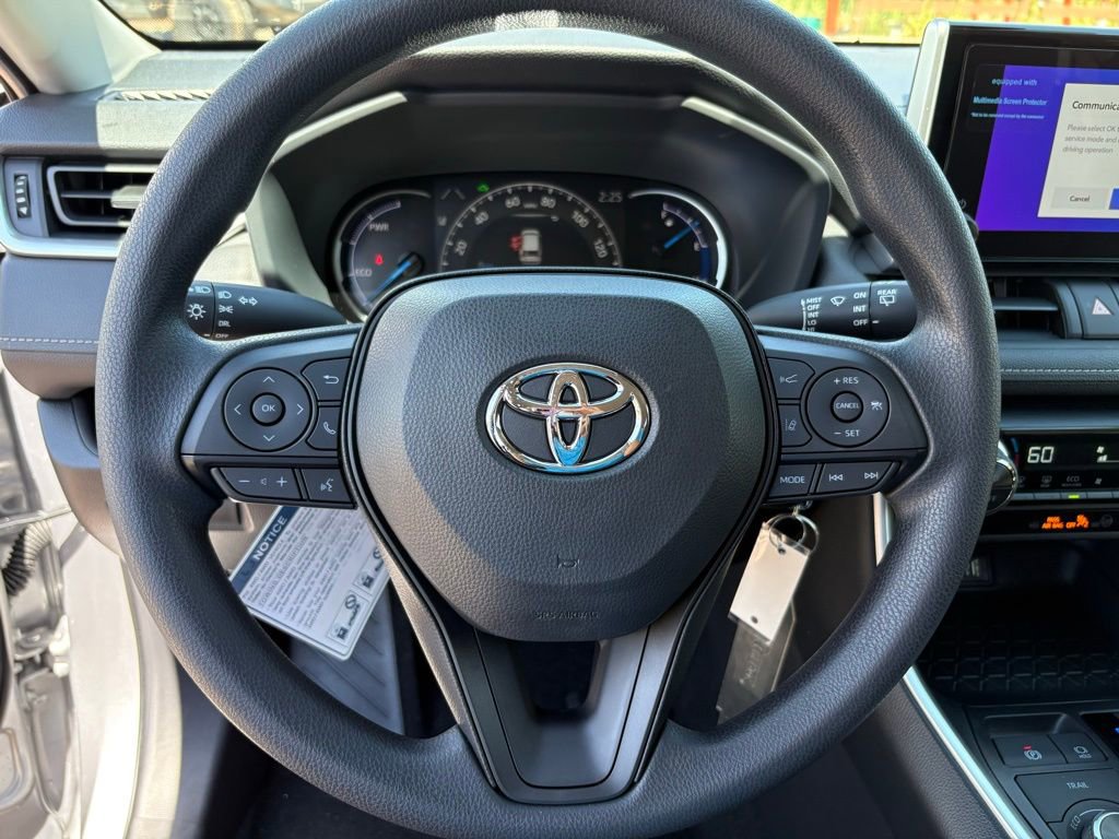 Used 2025 Toyota RAV4 LE image 24
