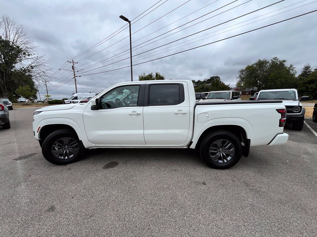 Used 2025 Nissan Frontier SV w/ SV Convenience Package RWD image 4