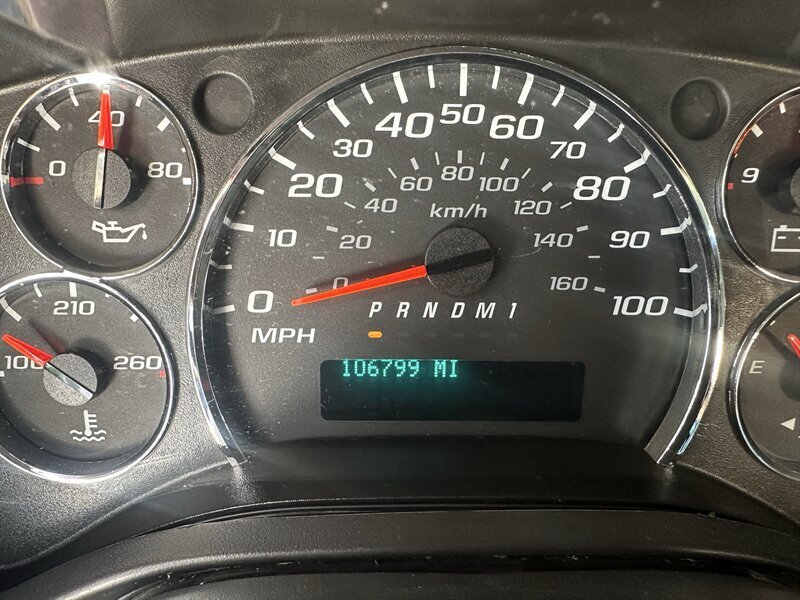 Used 2016 GMC Savana 2500 Extended w/ Chrome Appearance Package RWD image 17
