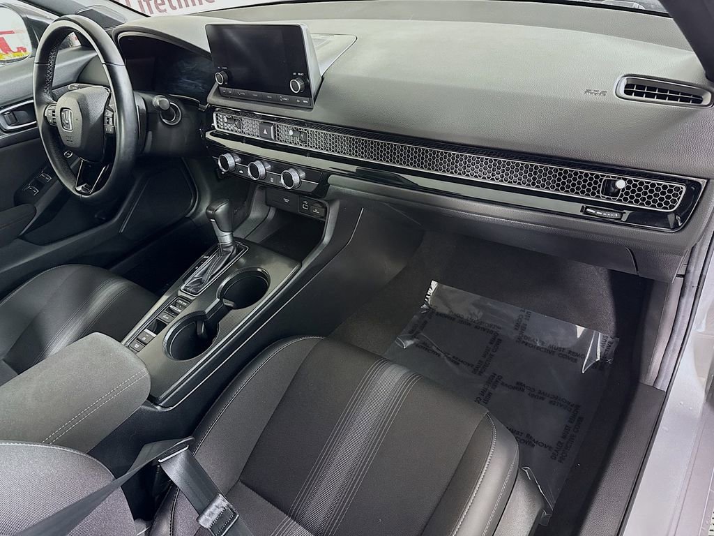 Used 2024 Honda Civic Sport image 29