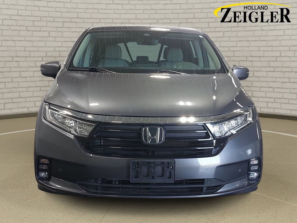 Used 2023 Honda Odyssey Touring image 2