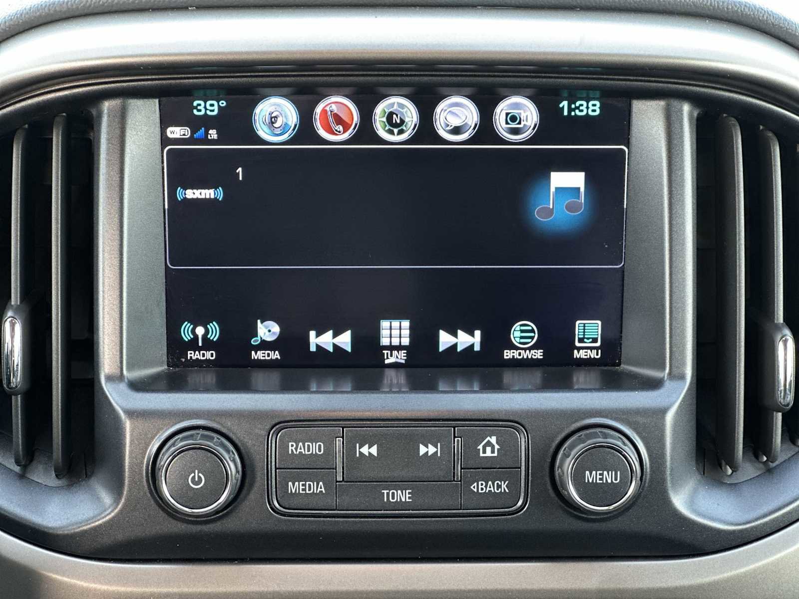 Used 2018 Chevrolet Colorado Z71 image 12