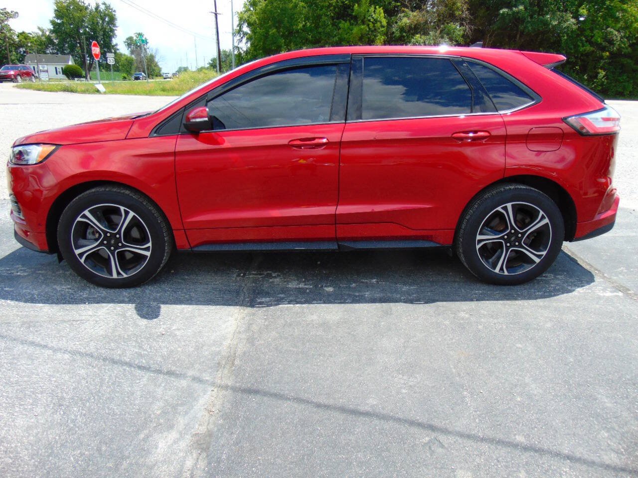 Used 2020 Ford Edge ST w/ Equipment Group 401A AWD/4WD image 5
