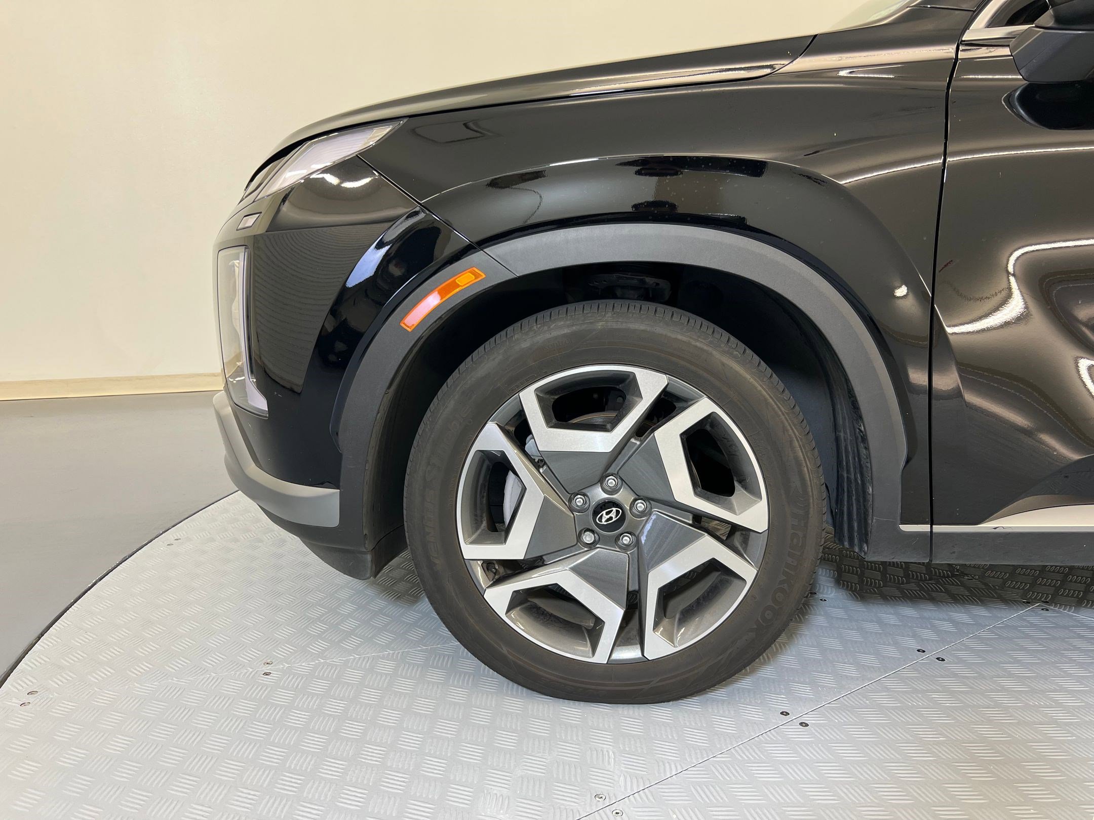 Used 2024 Hyundai Palisade SEL w/ Premium Package image 9