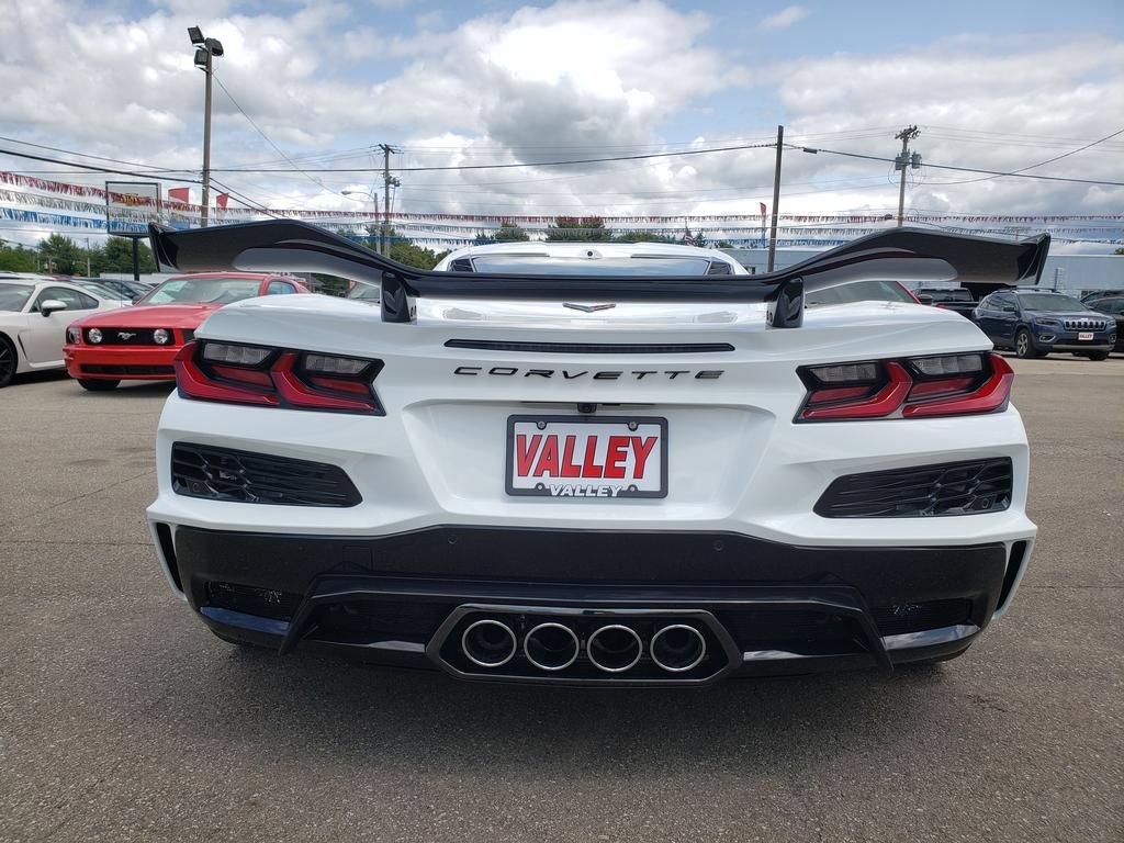New 2026 Chevrolet Corvette Z06 w/ Z07 Performance Package RWD image 15