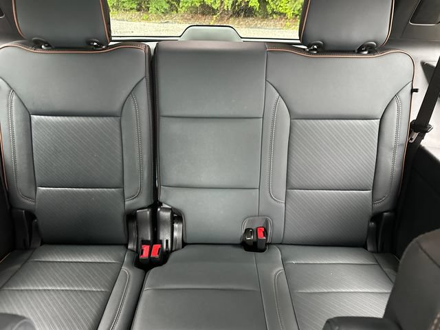 Certified 2026 GMC Yukon AT4 w/ LPO, Floor Liner Package AWD/4WD image 20