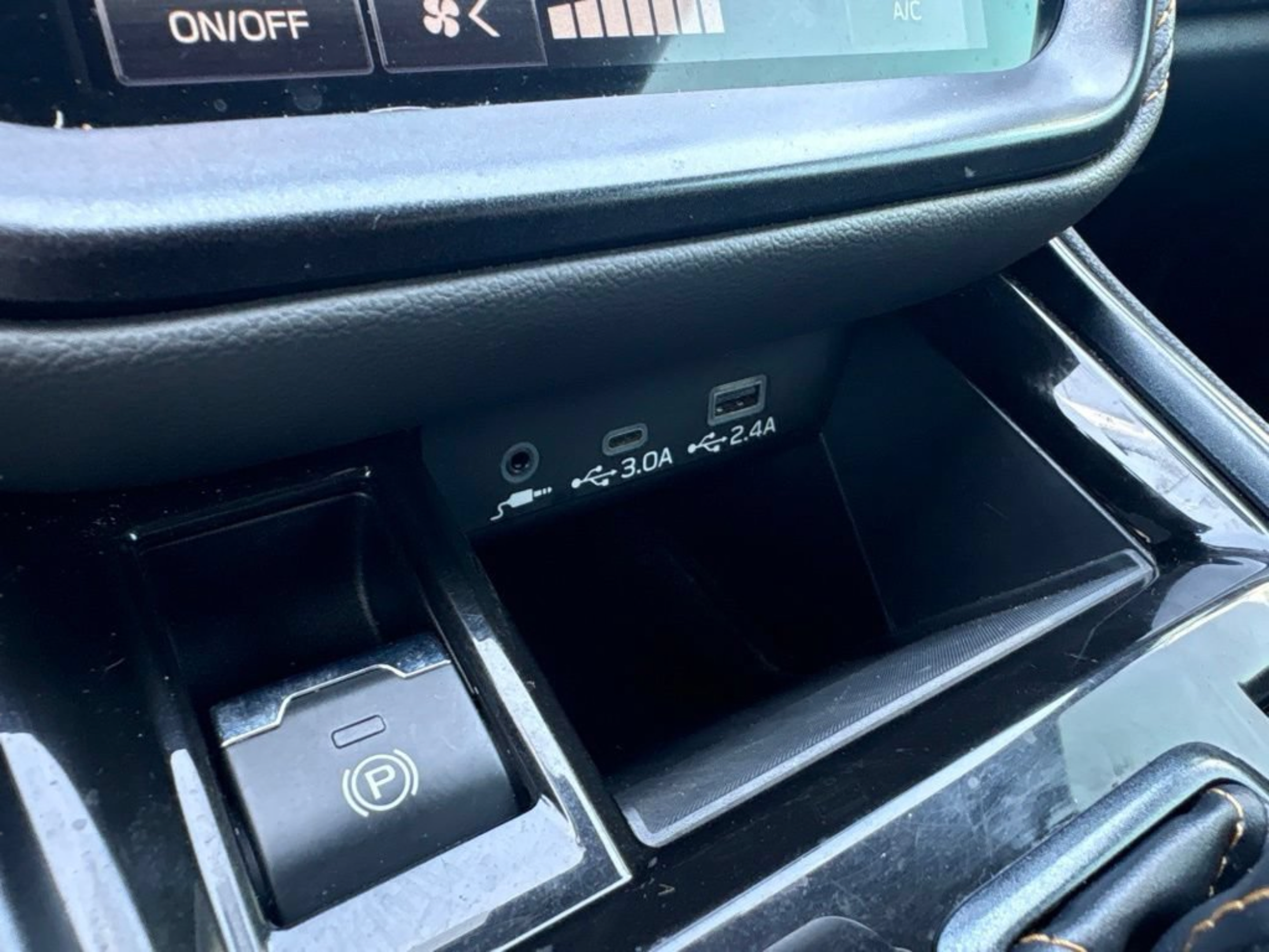 Used 2023 Subaru Outback Wilderness AWD/4WD image 13