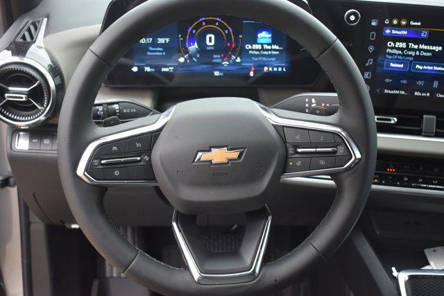 New 2026 Chevrolet Equinox LT w/ Convenience Package II image 19