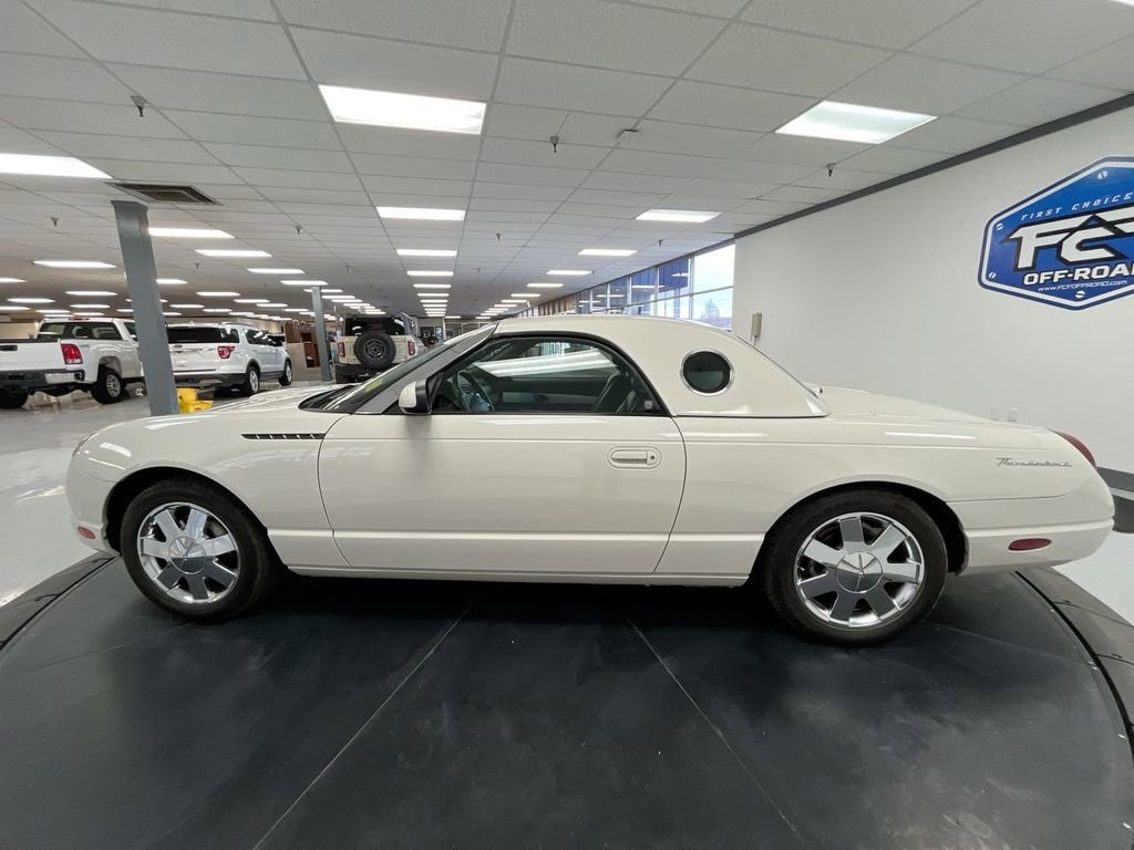 Used 2002 Ford Thunderbird RWD image 23